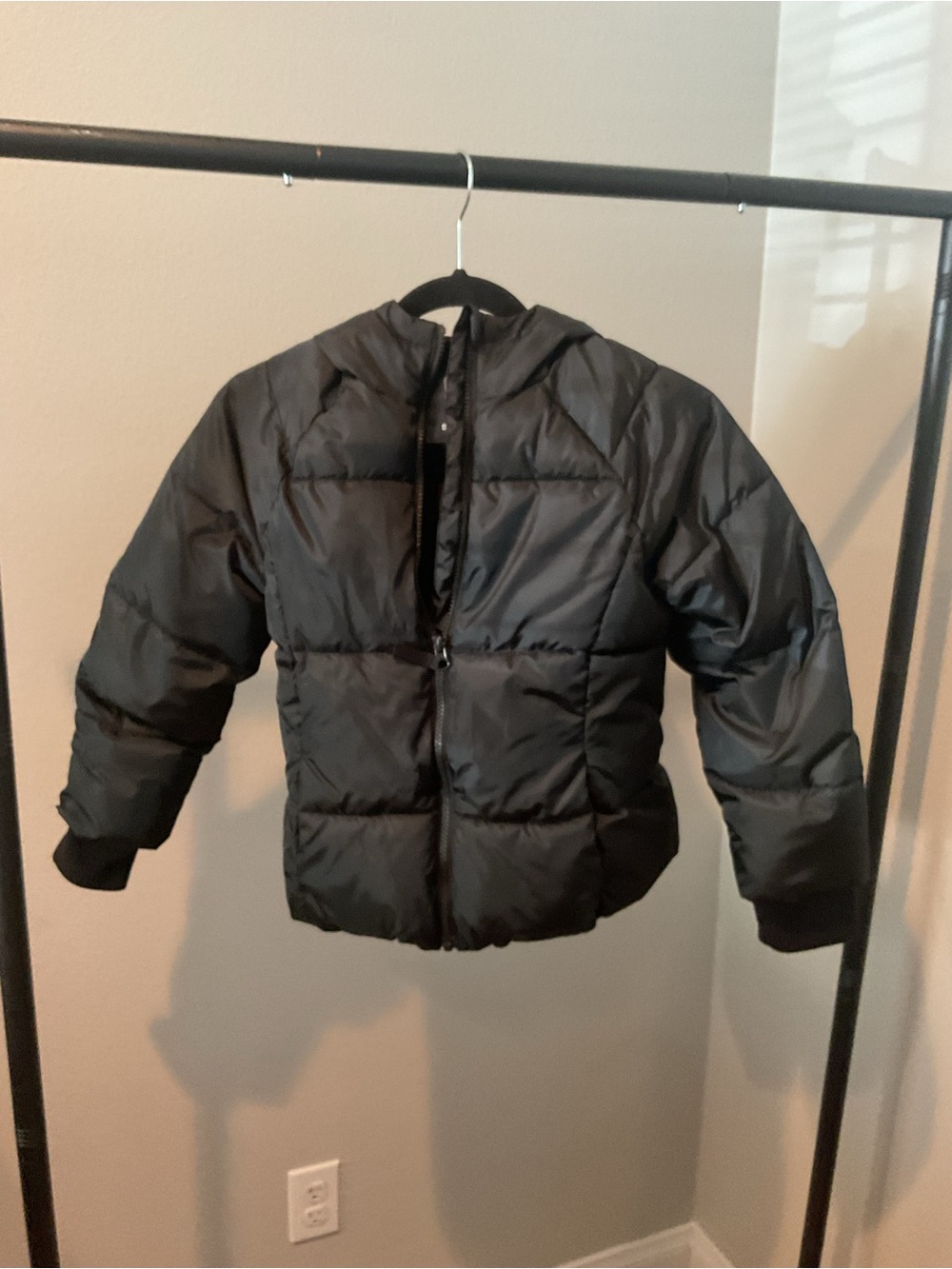 Swiss Tech Kids Black Hooded Puffer Jacket - Picture 2 of 5